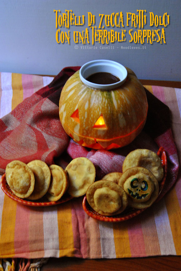 Tortelli di zucca fritti dolci Halloween 1